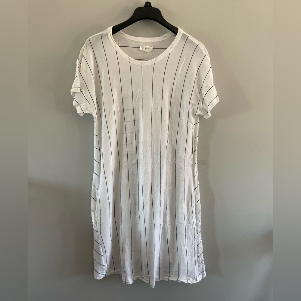 Lou & Grey T-shirt Dress